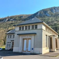 Suivez le guide pour une visite de l'espace EDF Odyssélec Campan !
