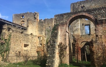Le patrimoine en danger : visites guidées thématiques et médiations autour du chantier d'insertion et de la restauration de l'abbaye